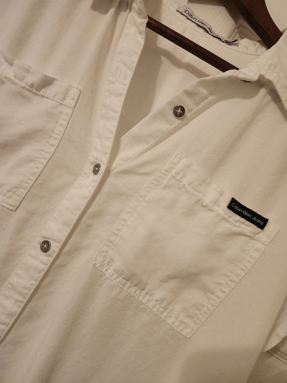 Calvin Klein Jeans White Short Sleeve Vacation Button Up Shirt - Picture 2 of 9